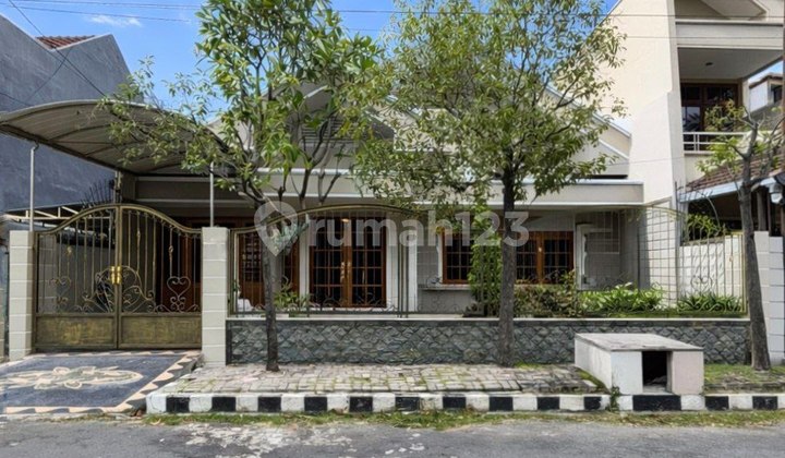Rumah Dharmahusada Permai Strategis - Siap Huni - Kosongan Garasi - Carport - Row 3 Mobil
