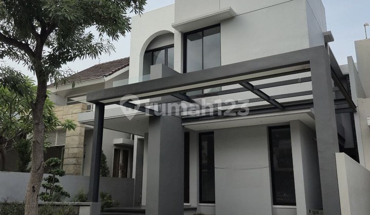 New Minimalist Woodland Citraland House, Ready to Occupy