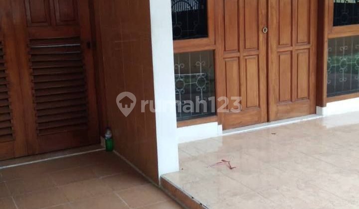 Rumah Manyar Kertoadi, Siap Huni, Row 3 Mobil, Garasi 7 Mobil 2