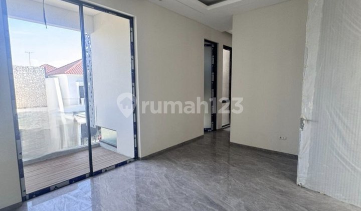 Brand New Minimalis House Wisata Bukit Mas Selangkah ke Clubhouse Brand New Minimalis House Wisata Bukit Mas Selangkah ke Clubhouse