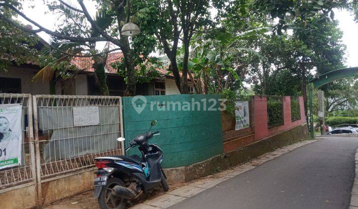 Dijual Rumah 1 Lantai Dengan Halaman Luas 1