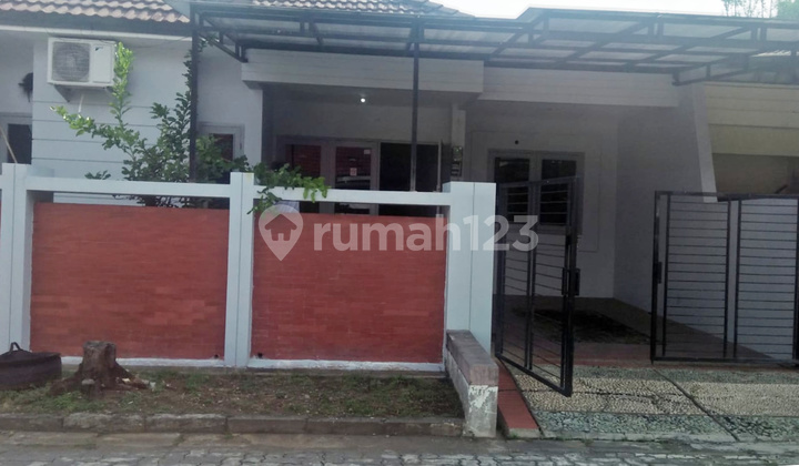 House for rent in Puri Anjasmoro Complex, Semarang. House for rent in Puri Anjasmoro Complex, Semarang.