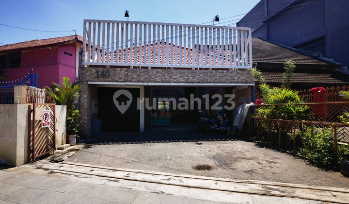 For Sale: Strategically Located Shop House on Imam Bonjol Street, Semarang For Sale: Strategically Located Shop House on Imam Bonjol Street, Semarang