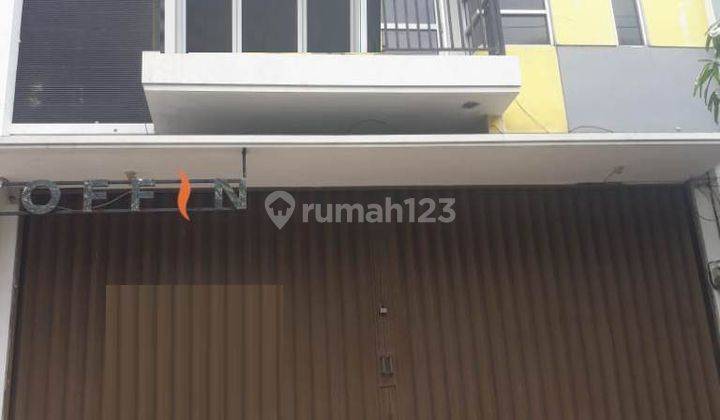 Disewakan Ruko Lokasi Strategis di Jl. Manggis Raya Semarang 1