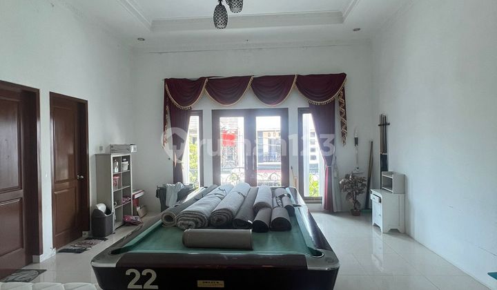 For Sale Semi Furnished Luxury House on Jl. Gondang Timur, Semarang 2