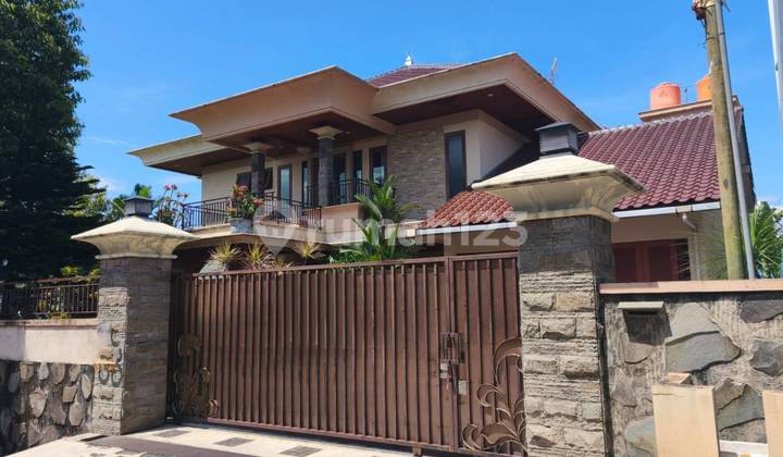 Dijual Rumah Mewah Lokasi Bukit Sari Raya Semarang 1