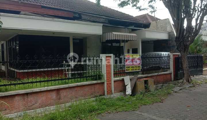Dijual dan Disewakan Rumah Lokasi Jl. Larasati Semarang 1