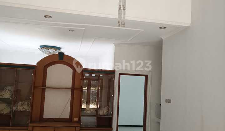 Dijual Rumah Lokasi Strategis di Jl. Bukit Duta Bukisari Semarang 2