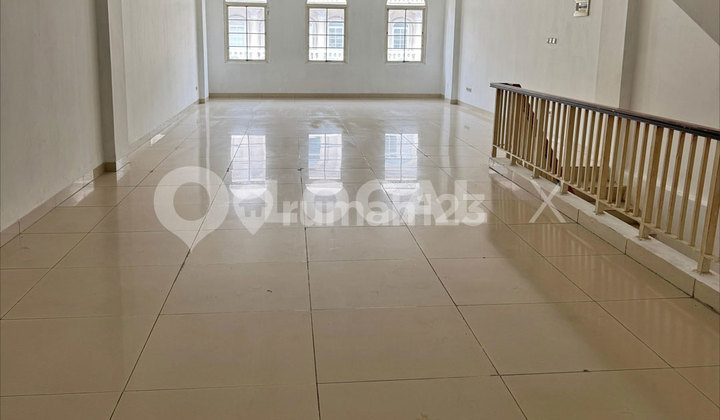 Ruko Sedayu Square, Cengkareng, Jakarta Barat Ruko Sedayu Square, Cengkareng, Jakarta Barat