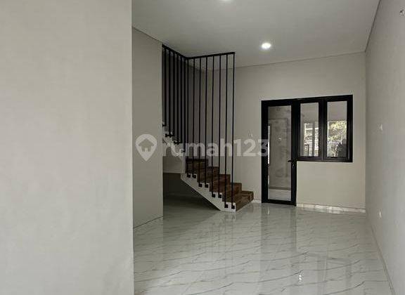 Dijual Rumah Minimalis 2 Lantai Kutisari Indah Utara Iv Surabaya 2