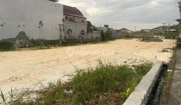 Plot of Land Ready to Build Seminyak Jl Bidadari Villa Environment 2