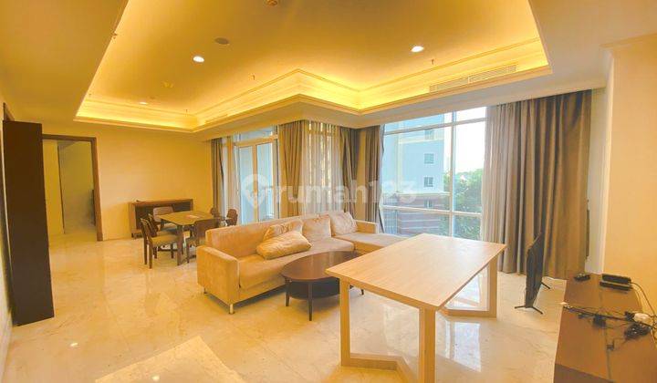 Apartemen Botanica Tower 3 Low Floor 2 Kamar Coldwell Banker 1