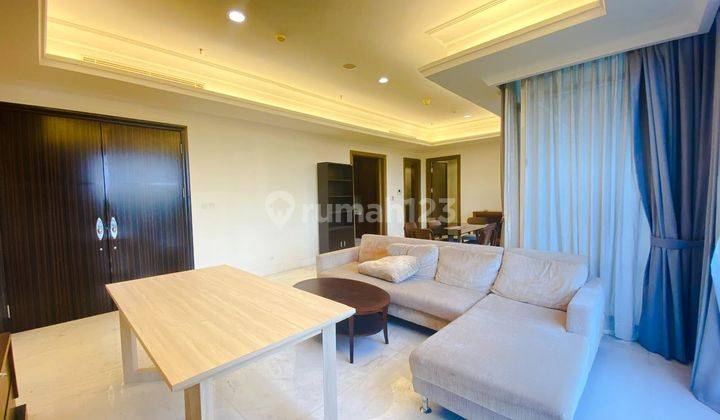 Apartemen Botanica Tower 3 Low Floor 2 Kamar Coldwell Banker 1