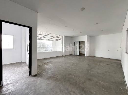 Gedung Disewakan Cipete 3 Lantai Coldwell Banker 2