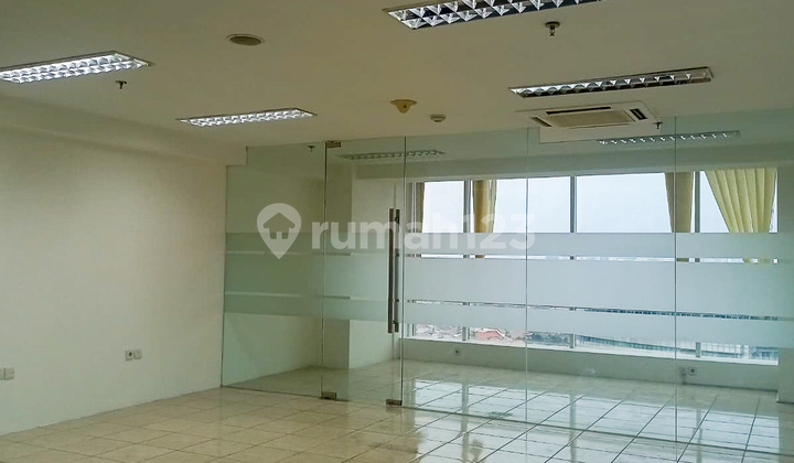 Grand Slipi Tower Building 50 M2 dan Ukuran Lainnya Coldwell Banker