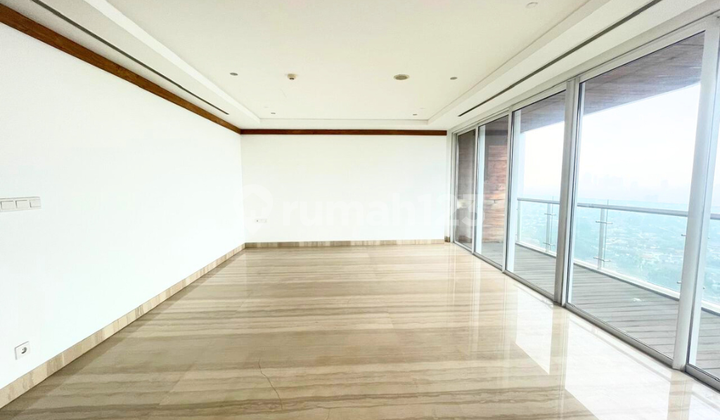 Providence Park High Floor Coldwell Banker 2