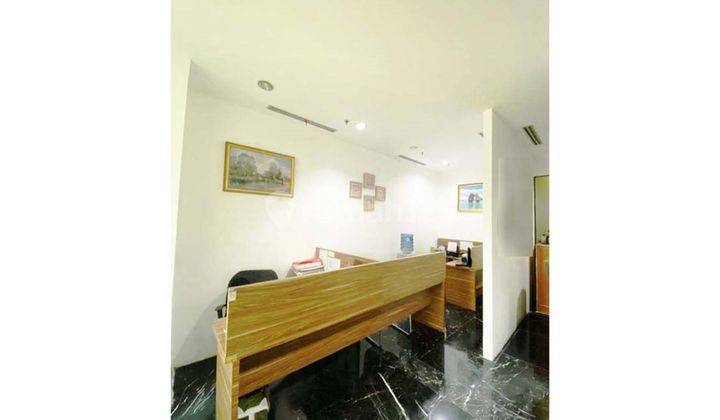 Kantor GKM Green Tower High Floor Coldwell Banker 2