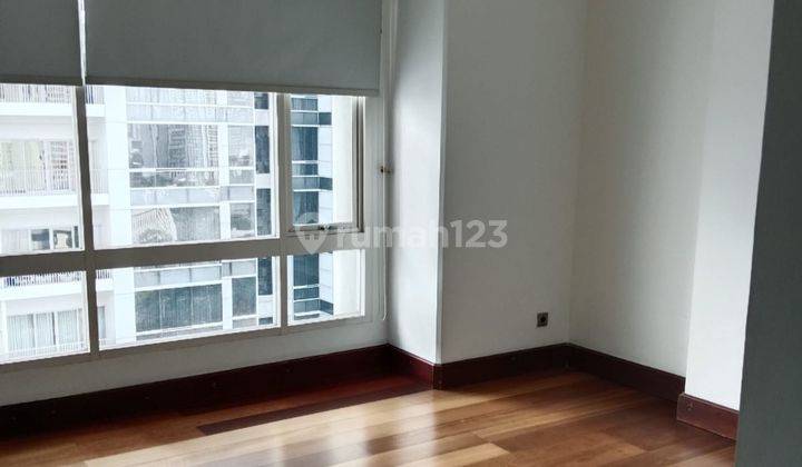 Apartemen SCBD Suites Middle Floor Coldwell Banker 2