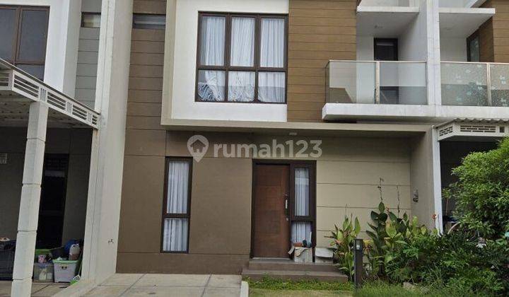 Dijual Rumah Siap Huni Dekat Club House Semi Furnish dan Renovasi di Cluster Olive Summarecon Bekasi 1