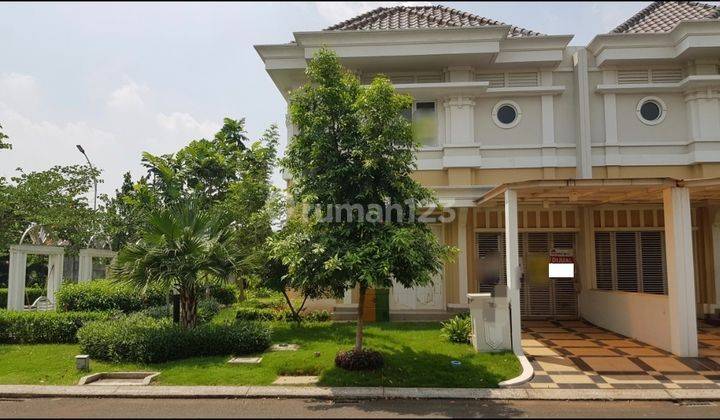 Rumah Hoek Taman Cantik Siap Huni di Cluster Vernonia Summarecon Bekasi 1