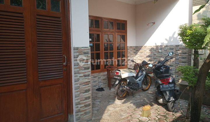 Dijual cepat rumah minimalis 2 lantai di Titian indah Bekasi  2