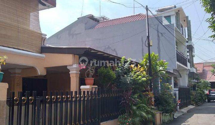 Dijual cepat rumah termurah di cempaka putih barat komplek seknek Jakarta pusat 1