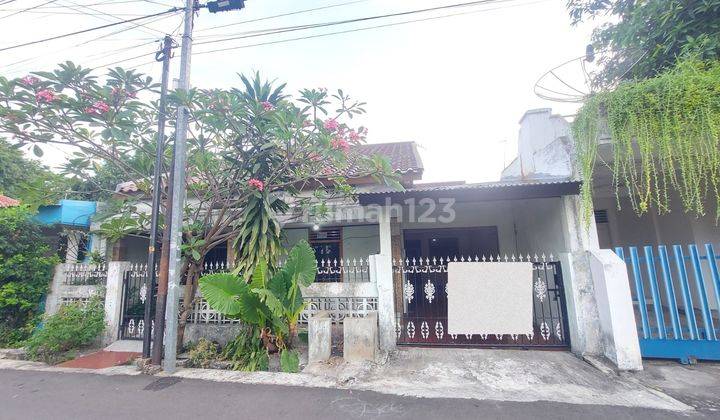 Dijual Rumah Perumnas Klender Malaka Sari Duren Sawit Jakarta Timur  1