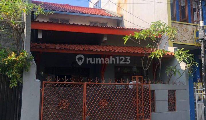 Rumah di Tebet Jakarta Selatan Harus Segera Terjual  1