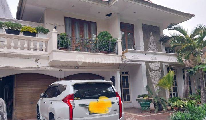 Dijual Rumah Asri Siap Huni Kondisi Bagus di Pulomas 1