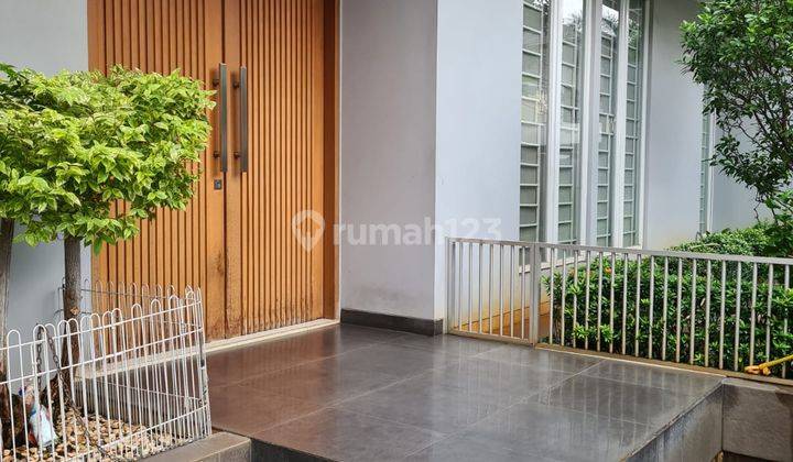 Rumah Cantik Minimalis Baru Renovasi 2 Lantai Cempaka Putih  2