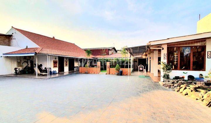 Rumah termurah dengan konsep villa  lias tanah besar di cilincing jakarta utara 1