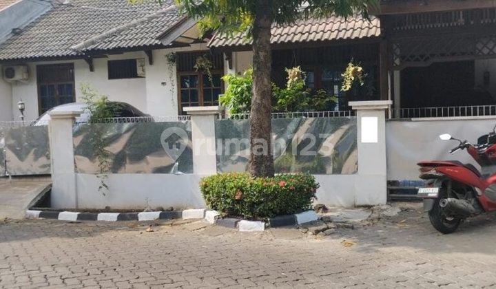 Rumah Tua Hitung Tanah Di Kemang Pratama 1 Bekasi Rumah Tua Hitung Tanah Di Kemang Pratama 1 Bekasi