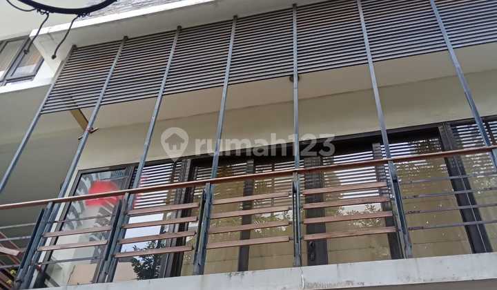 Rumah Mewah Spring Hill Pademangan Jakarta Utara 2