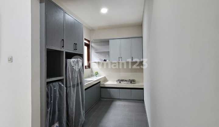RUMAH BAGUS MINIMALIS MODERN 2 LANTAI FULL FURNISHED SIAP HUNI DI DERWATI MAS BANDUNG