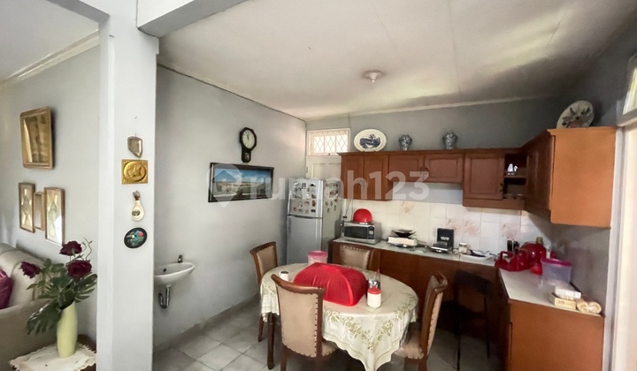 RUMAH CANTIK 2 LANTAI TENGAH KOTA STRATEGIS NYAMAN SIAP HUNI DI SURYALAYA BANDUNG 2