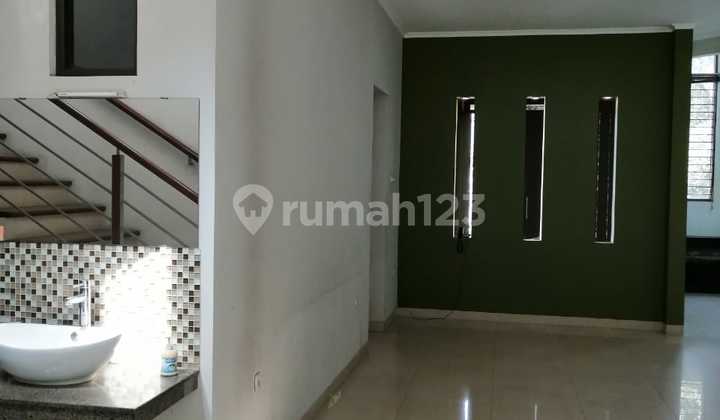RUMAH IDAMAN MINIMALIS MODERN 2 LANTAI LINGKUNGAN NYAMAN SIAP HUNI DI PONDOK HIJAU BANDUNG 2