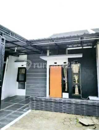 RUMAH NYAMAN MINIMALIS SIAP HUNI DI PESONA CIGANITRI BANDUNG