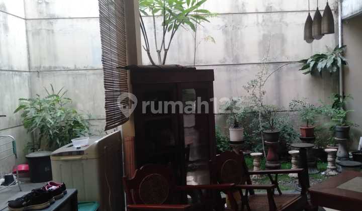RUMAH BAGUS NYAMAN 2 LANTAI SIAP HUNI DI BUAH BATU REGENCY BANDUNG