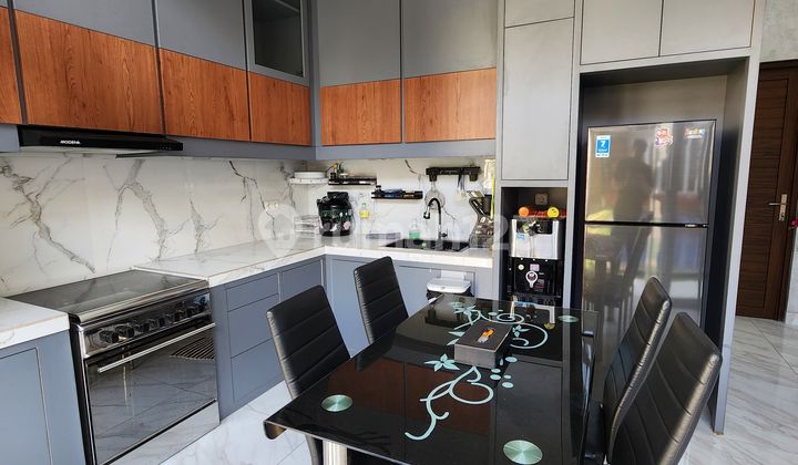 BEAUTIFUL SPACIOUS 2-STORY HOUSE FULLY FURNISHED COMFORTABLE READY TO OCCUPY IN BUDI INDAH BANDUNG