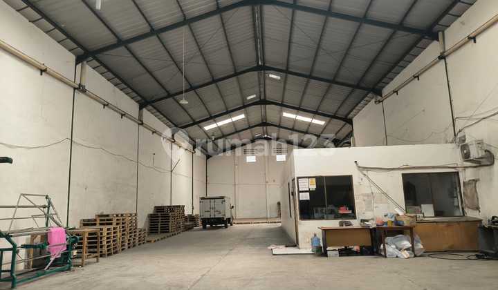 GUDANG LUAS BERSIH STRATEGIS SIAP PAKAI DI SAYAP TAMAN KOPO INDAH TKI BANDUNG