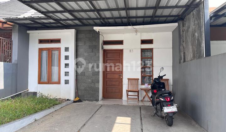 RUMAH BAGUS NYAMAN MINIMALIS 2 LANTAI SIAP HUNI DI ARCAMANIK BANDUNG