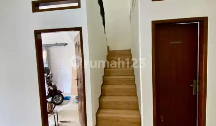 RUMAH ISTIMEWA 2 LANTAI MINIMALIS MODERN NYAMAN DI BATU INDAH BUAH BATU BANDUNG 2