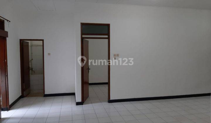 Rumah Minimalis Modern Lingkungan Nyaman Siap Huni di Taman Holis Indah 1 Thi1 Bandung 2