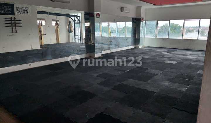 RUKO LUAS STRATEGIS 3 LANTAI SIAP PAKAI DI ANTAPANI BANDUNG RUKO LUAS STRATEGIS 3 LANTAI SIAP PAKAI DI ANTAPANI BANDUNG