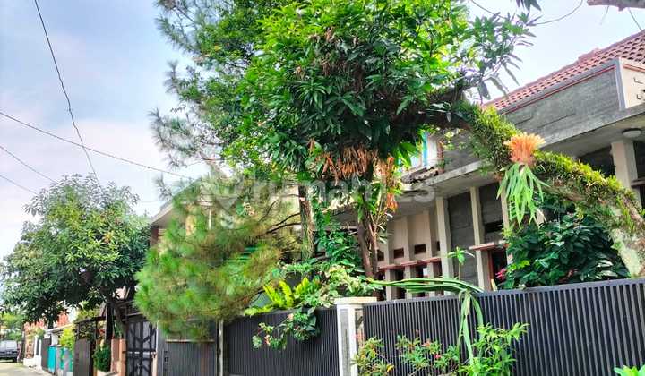 Rumah Bagus Semi Furnished SHM di Margahayu, Bandung