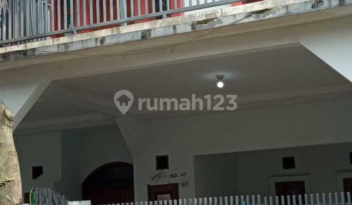 Disewakan Rumah 3 Lantai Siap Huni di Antapani, Bandung