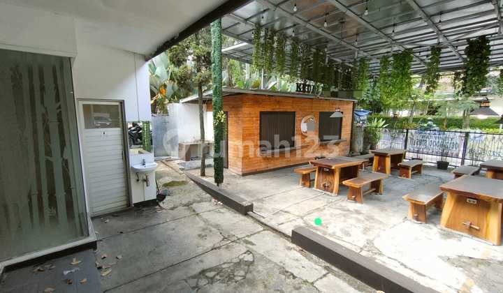Dijual Cepat Ruang Usaha Ex Restaurant Lokasi Ramai di Pasirkaliki 2