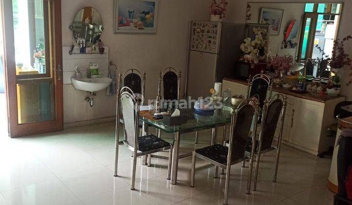 Dijual Rumah Luas Dan Menarik Pusat Kota Siap Huni di Supratman, Bandung 9