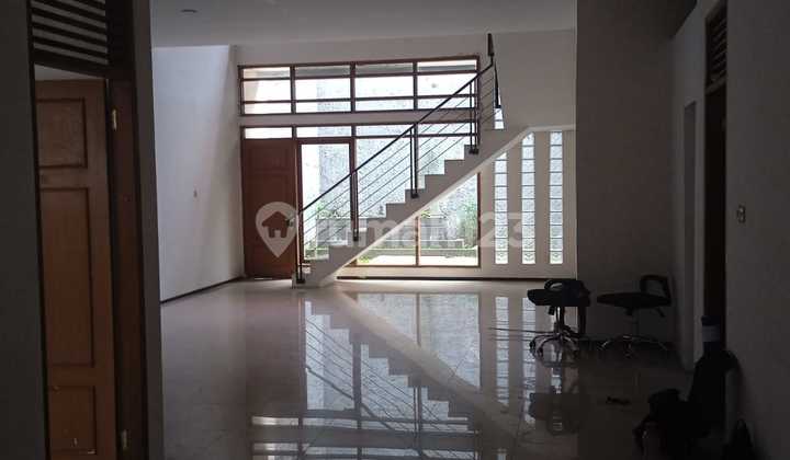 Dijual Cepat Rumah Nyaman Siap Huni di Mekar Wangi, Bandung Dijual Cepat Rumah Nyaman Siap Huni di Mekar Wangi, Bandung