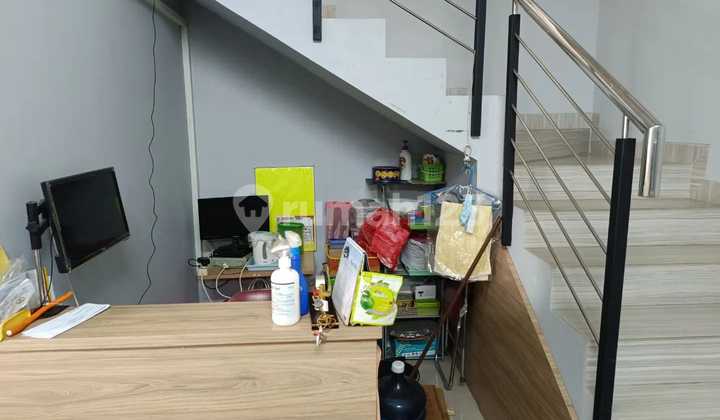 Dijual Ruko 3 Lantai Posisi Hook Siap Pakai di Singgasana Pradana, Bandung 2